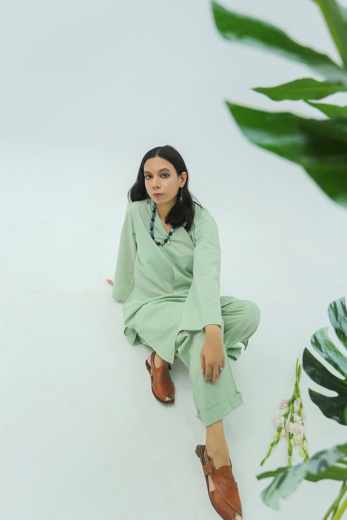 Pure Lawn Bold Suit