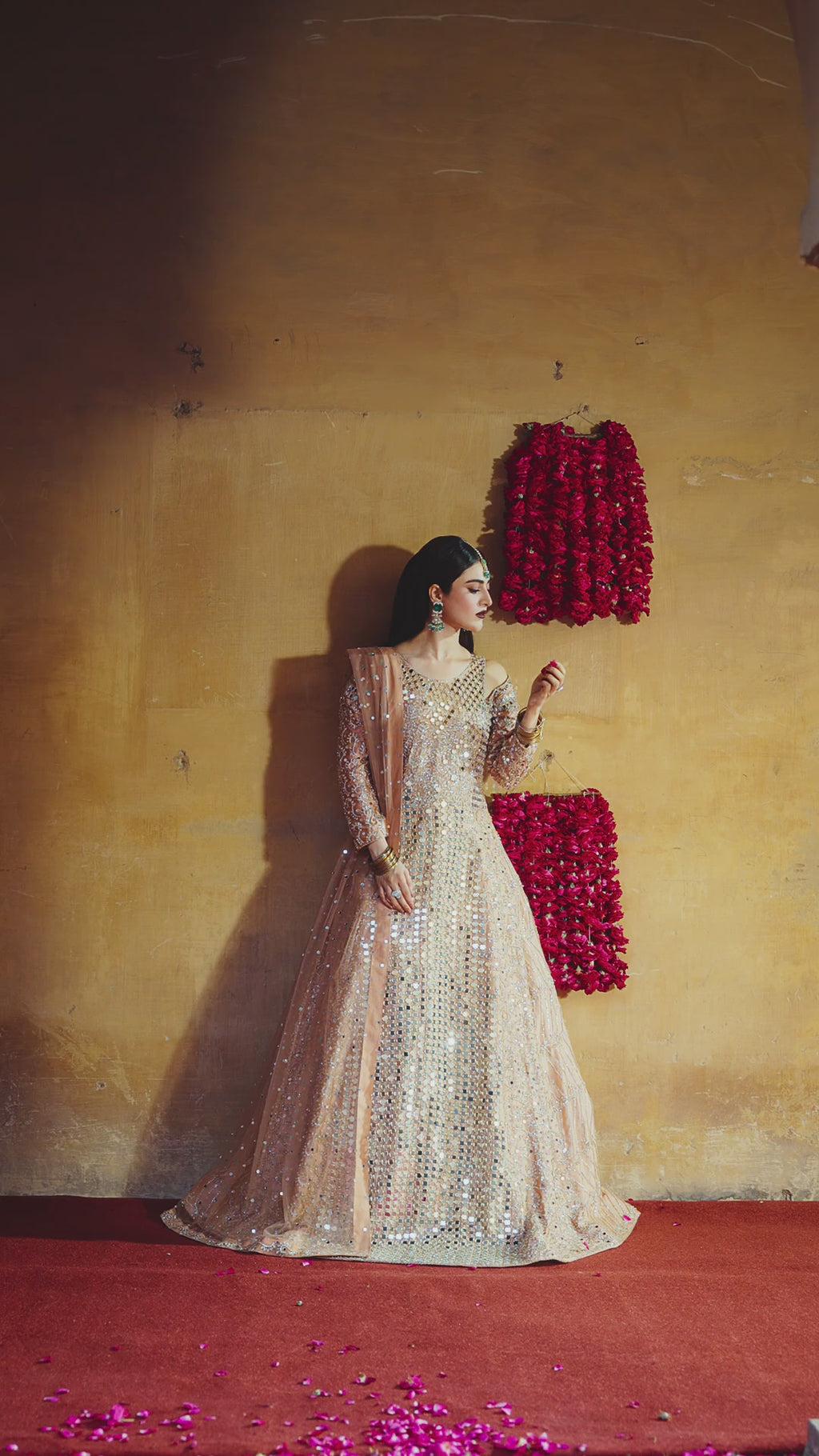 Khakistari Chandni