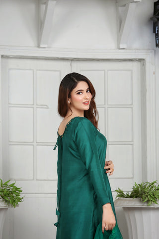 Bold Green 80 gram Silk Suit
