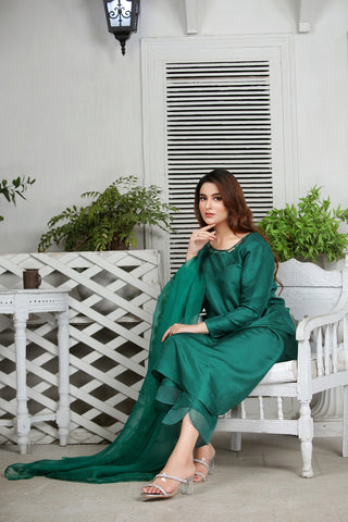 Bold Green 80 gram Silk Suit