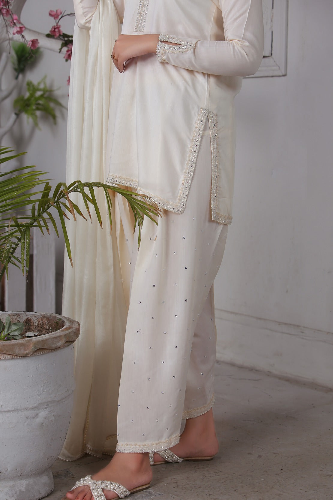 Ivory Coloured Luxurious Viscose