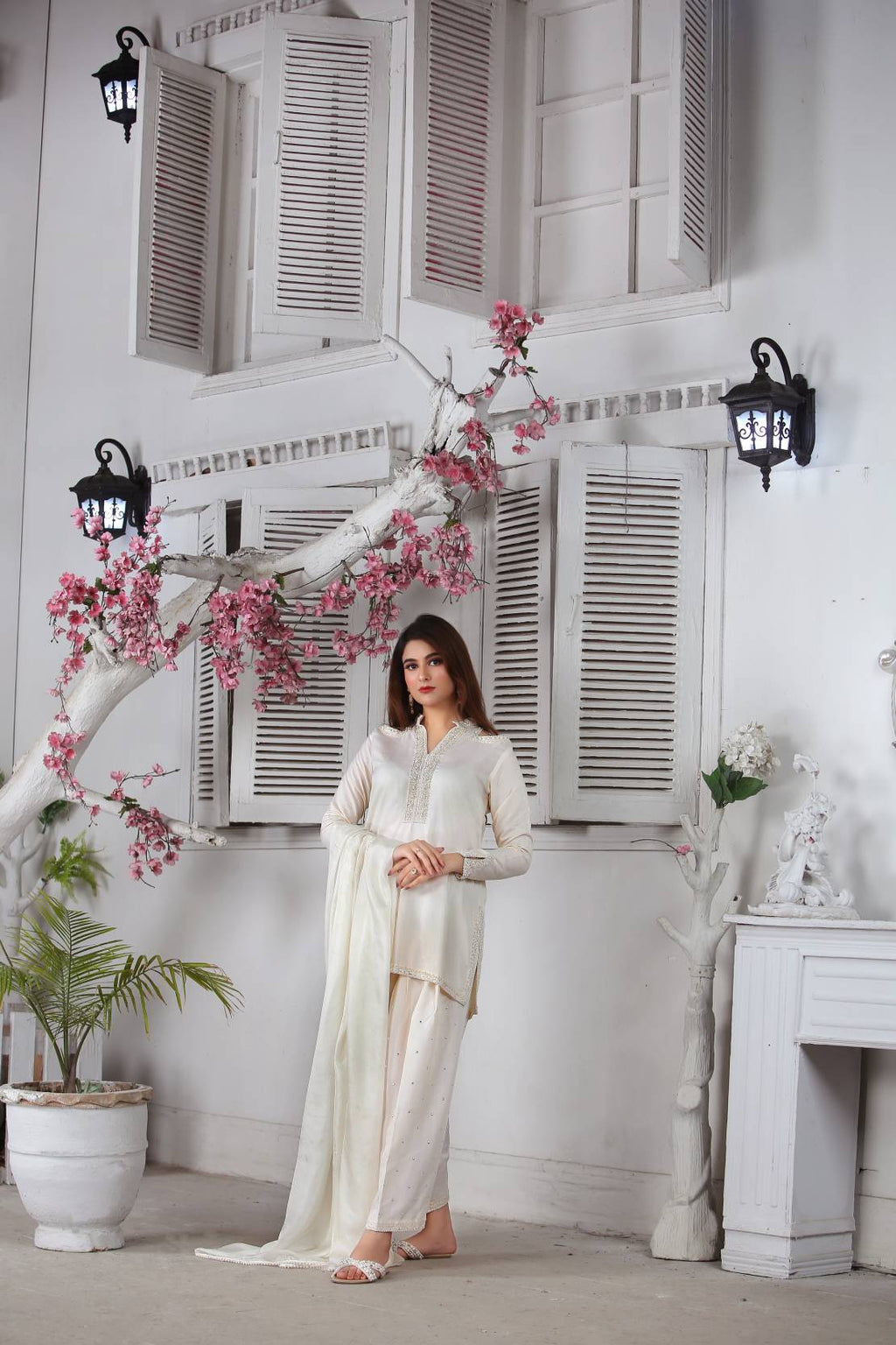 Ivory Coloured Luxurious Viscose