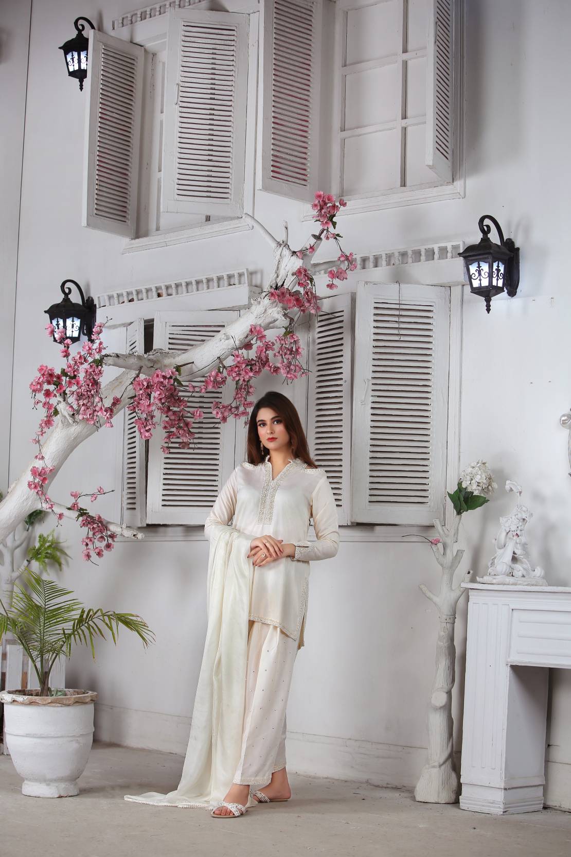 Ivory Coloured Luxurious Viscose