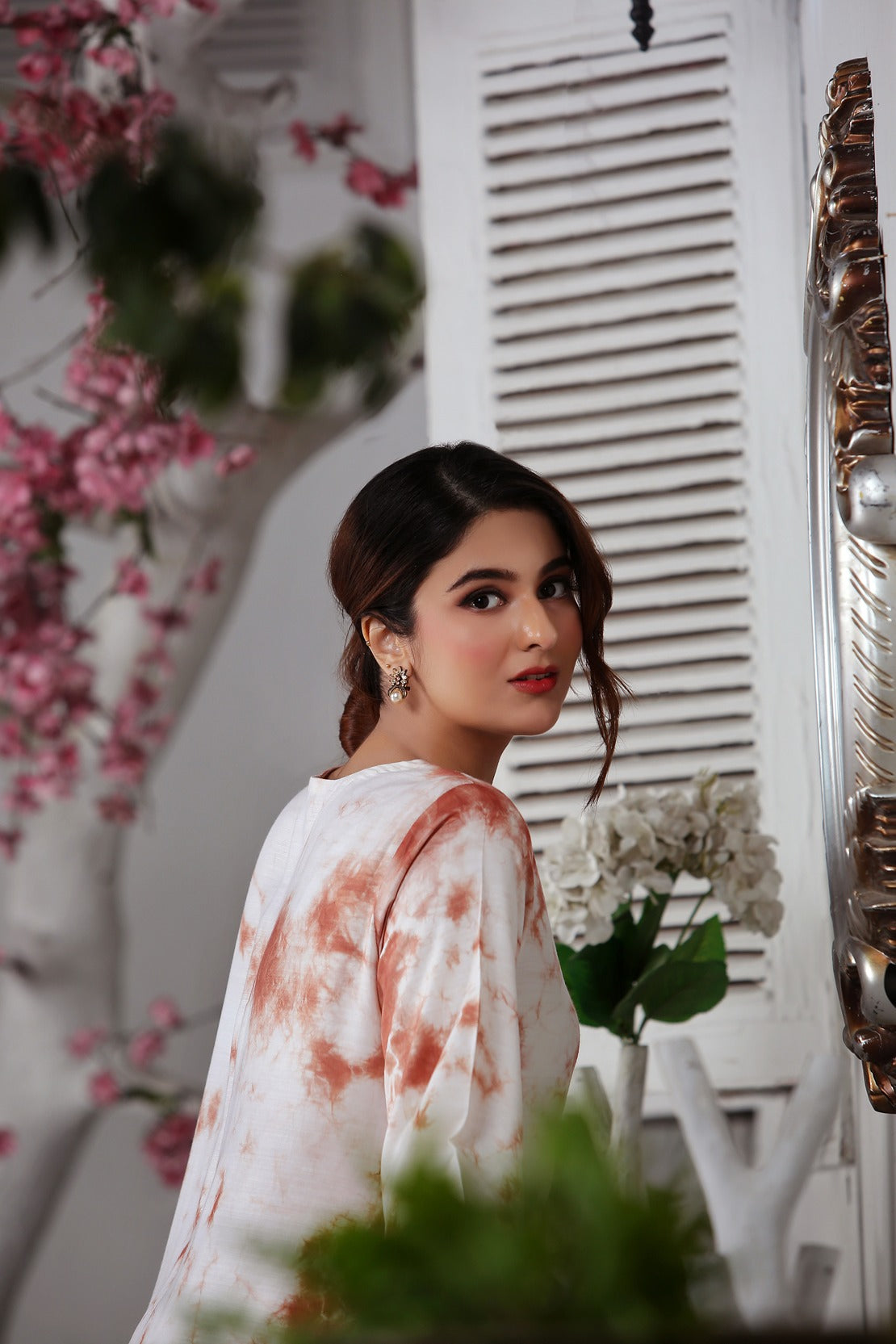 Resham Nodes Tie-Dye Suit