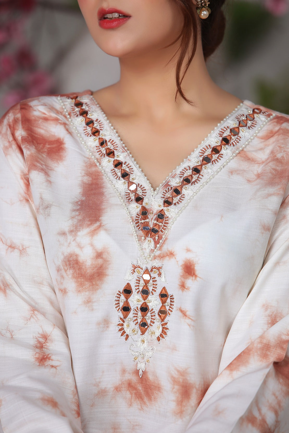 Resham Nodes Tie-Dye Suit